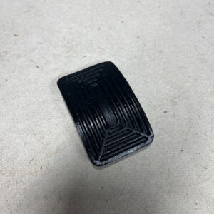 Couvre pédale caoutchouc  7C