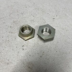 Ecrou pour piquage radiateur d'huile 1BisW